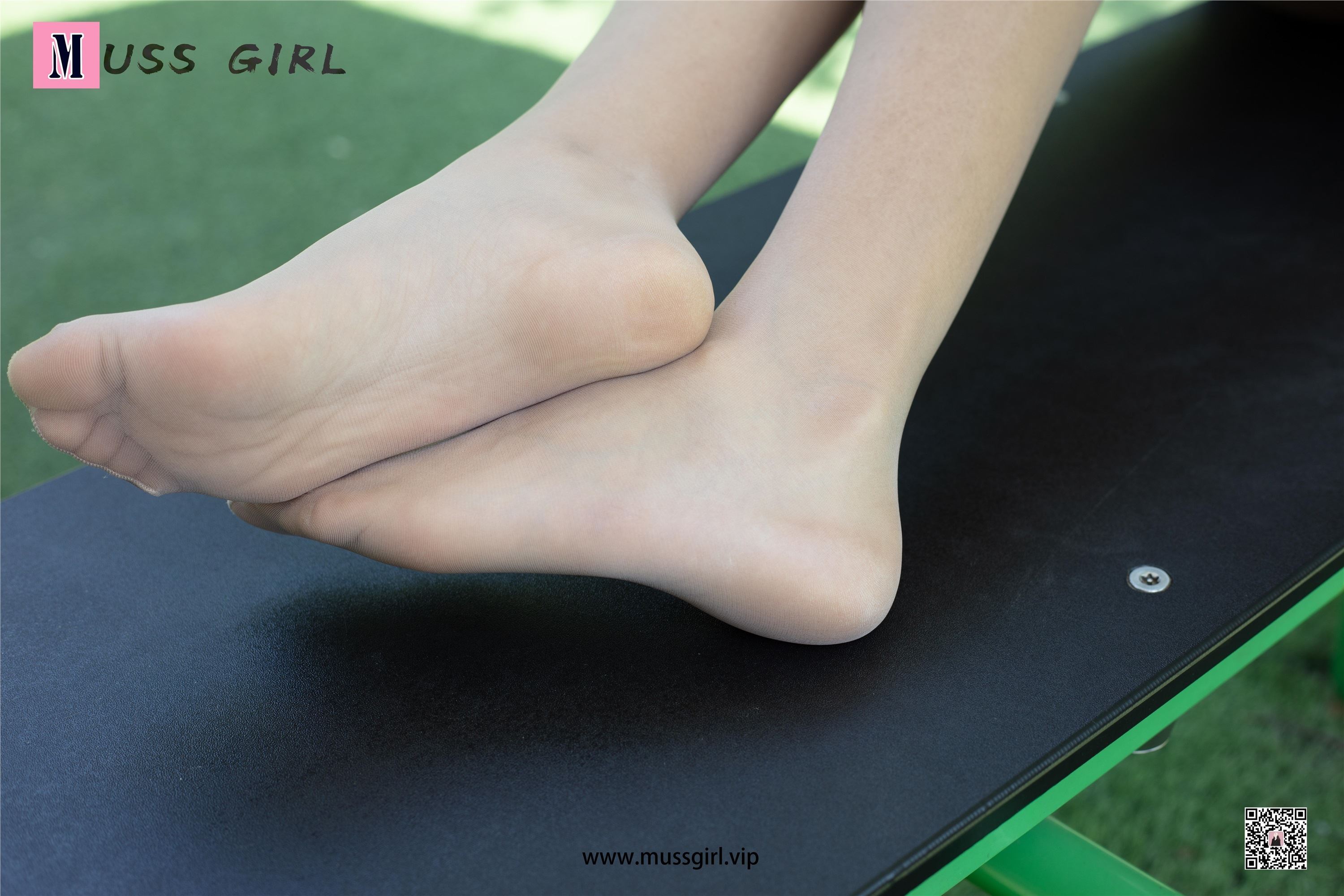 MussGirl慕丝女郎  NO.212 牛仔热裤肉丝美女2